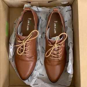 Matt & Nat Oxford Shoes in Chili, Size 37